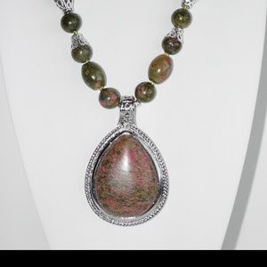 Natural Unakite 18.5" necklace (#373)